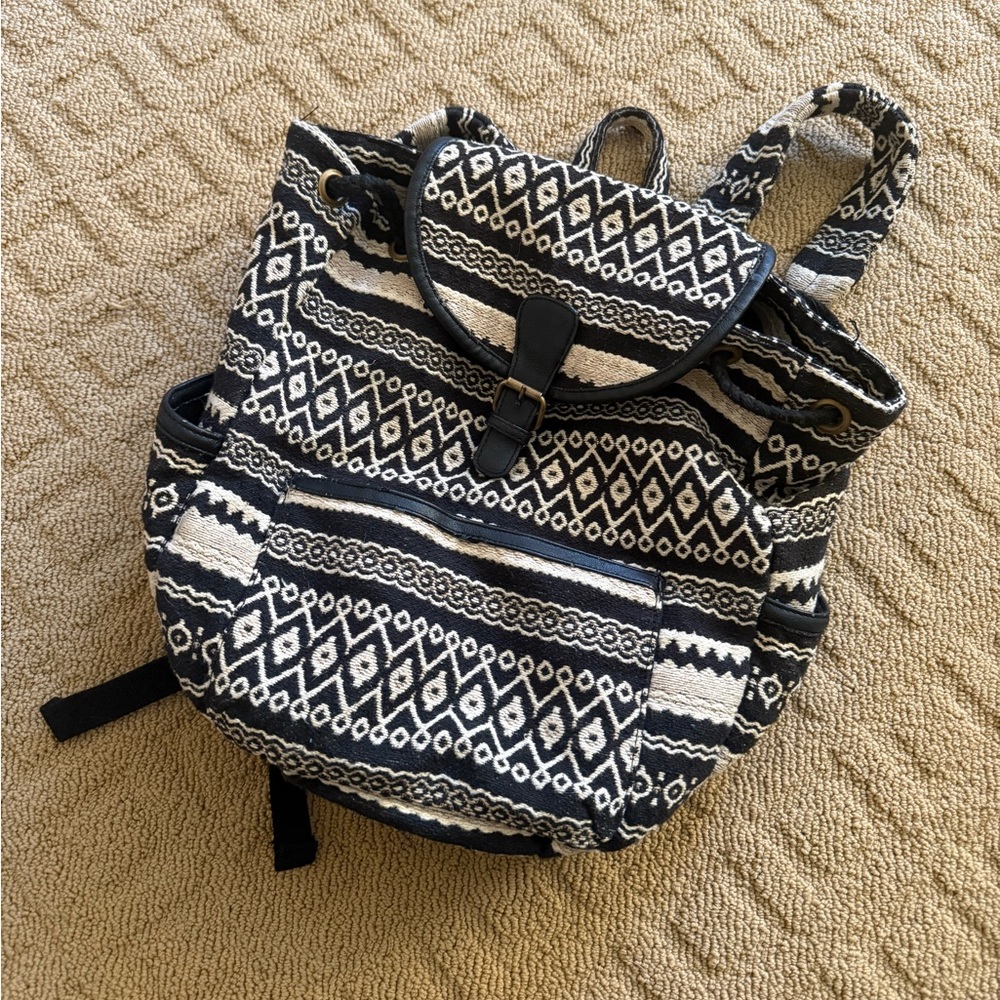Stylish Black and Cream/White Patterned Backpack with Side Cup Holders